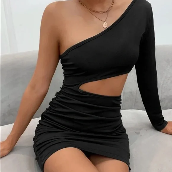 princess polly baby blue dress Shein Cut Out Waist Split Hem Cami Bodycon Dress, Women's Fashion, Dresses  & Sets, Dresses on Carousell